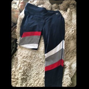 Capri Fila Leggings
